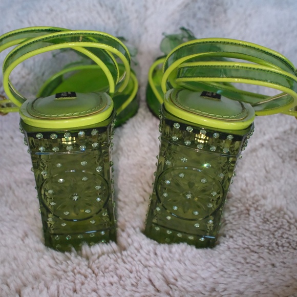 DOLCE & GABBANA LEATHER SLINGBACK - Picture 9 of 10